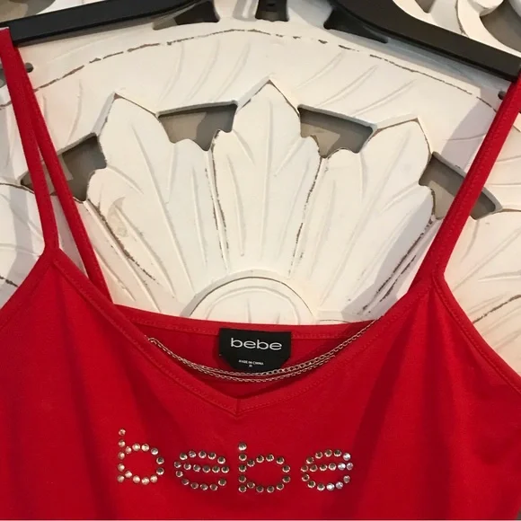 NWT bebe red sequin top w/draping chain across chest Sz M - Picture 3 of 7
